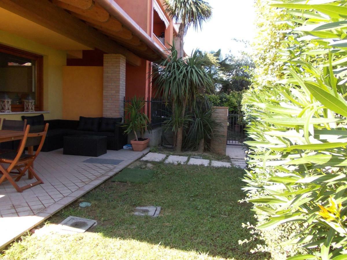 Alessandria Residence Desenzano del Garda Exterior photo